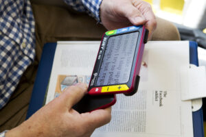 Reading devices for visually impaired